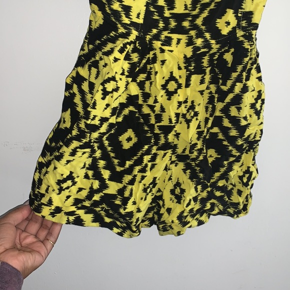 Adjustable short romper - Picture 2 of 4